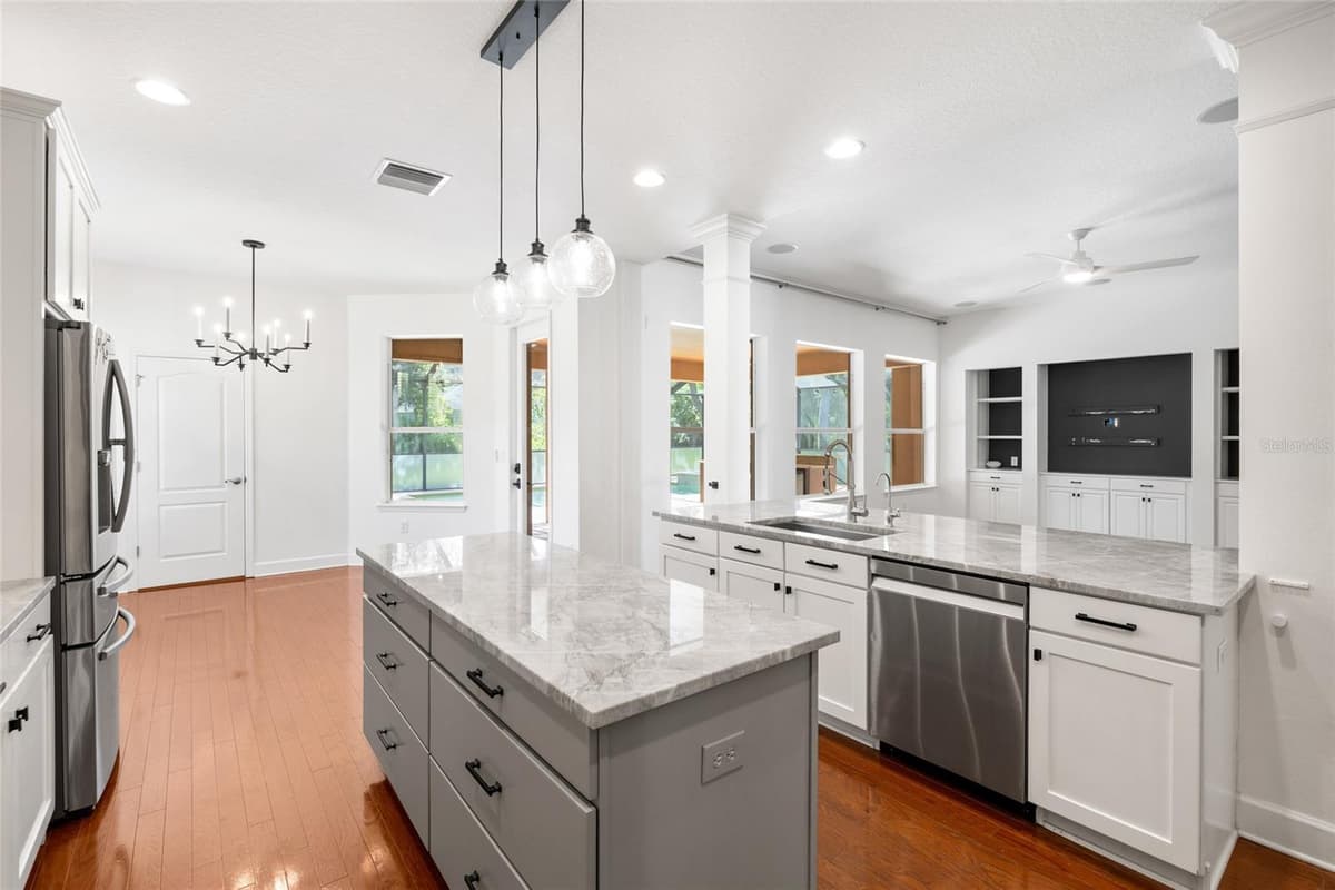 15910 TERNGLADE DRIVE — photo 26 of 98