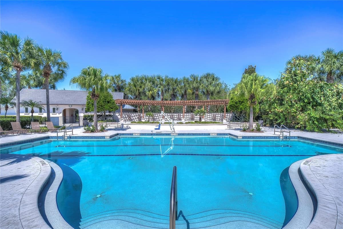 15910 TERNGLADE DRIVE — photo 91 of 98