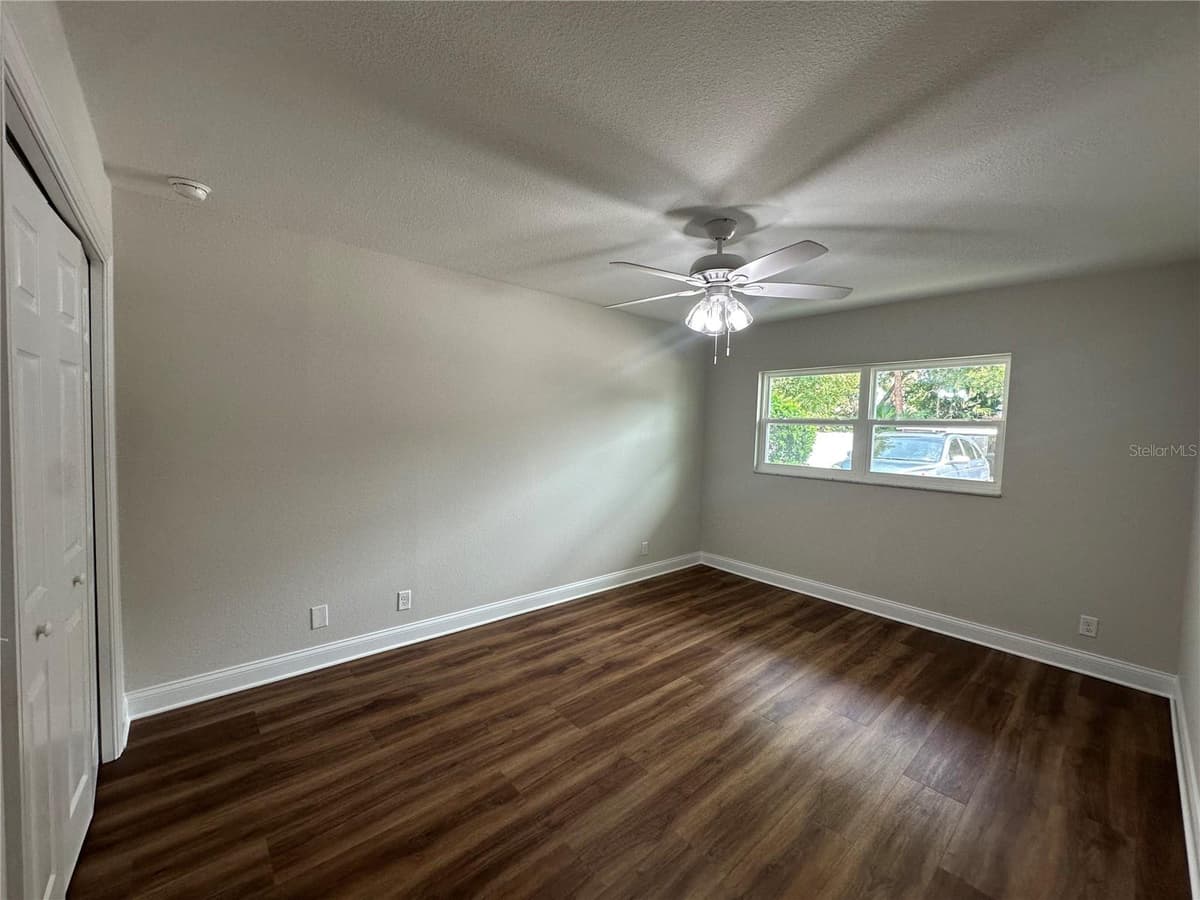 100 EL CAMINO DR — photo 15 of 32