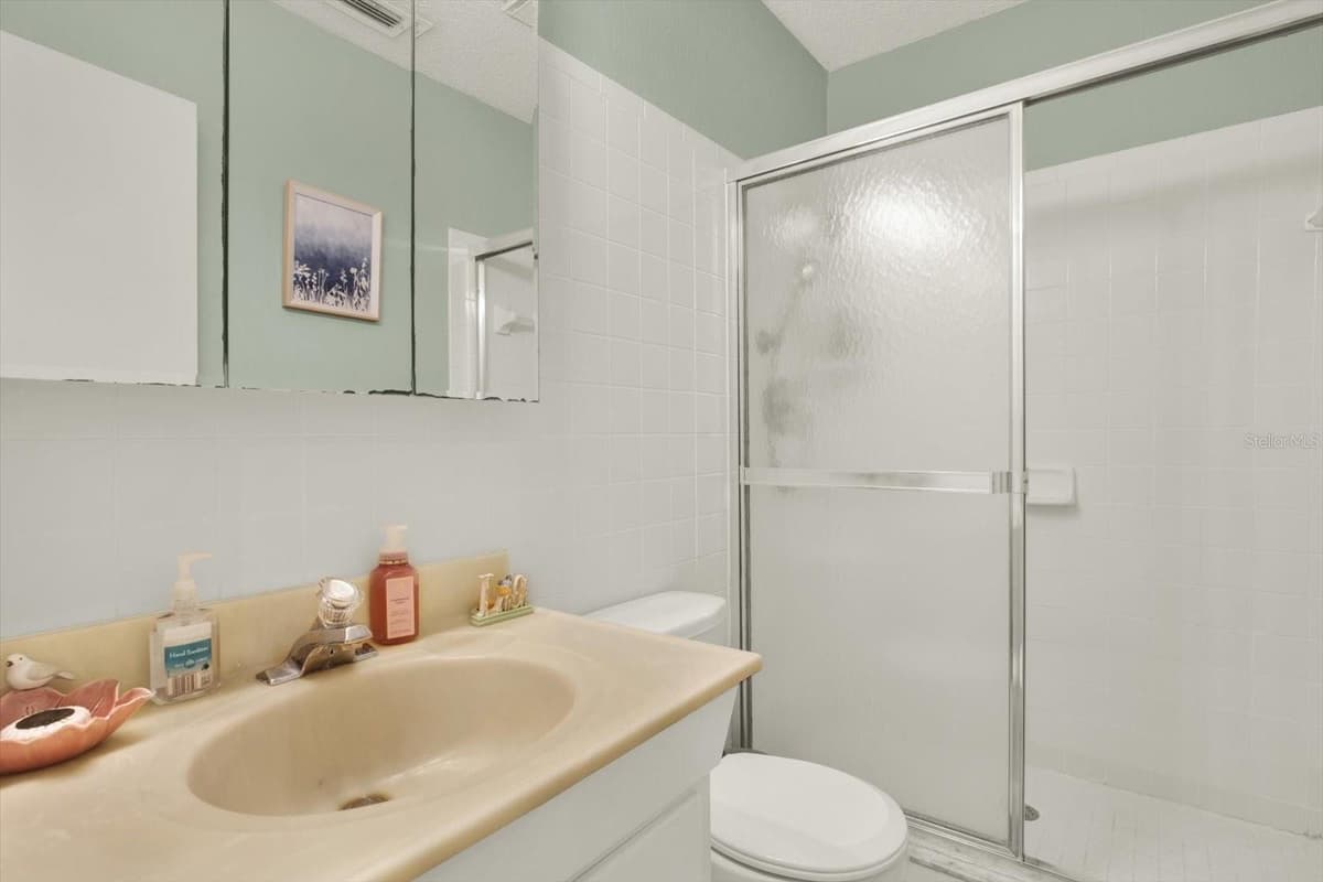 22537 NEWFIELD COURT — photo 17 of 27