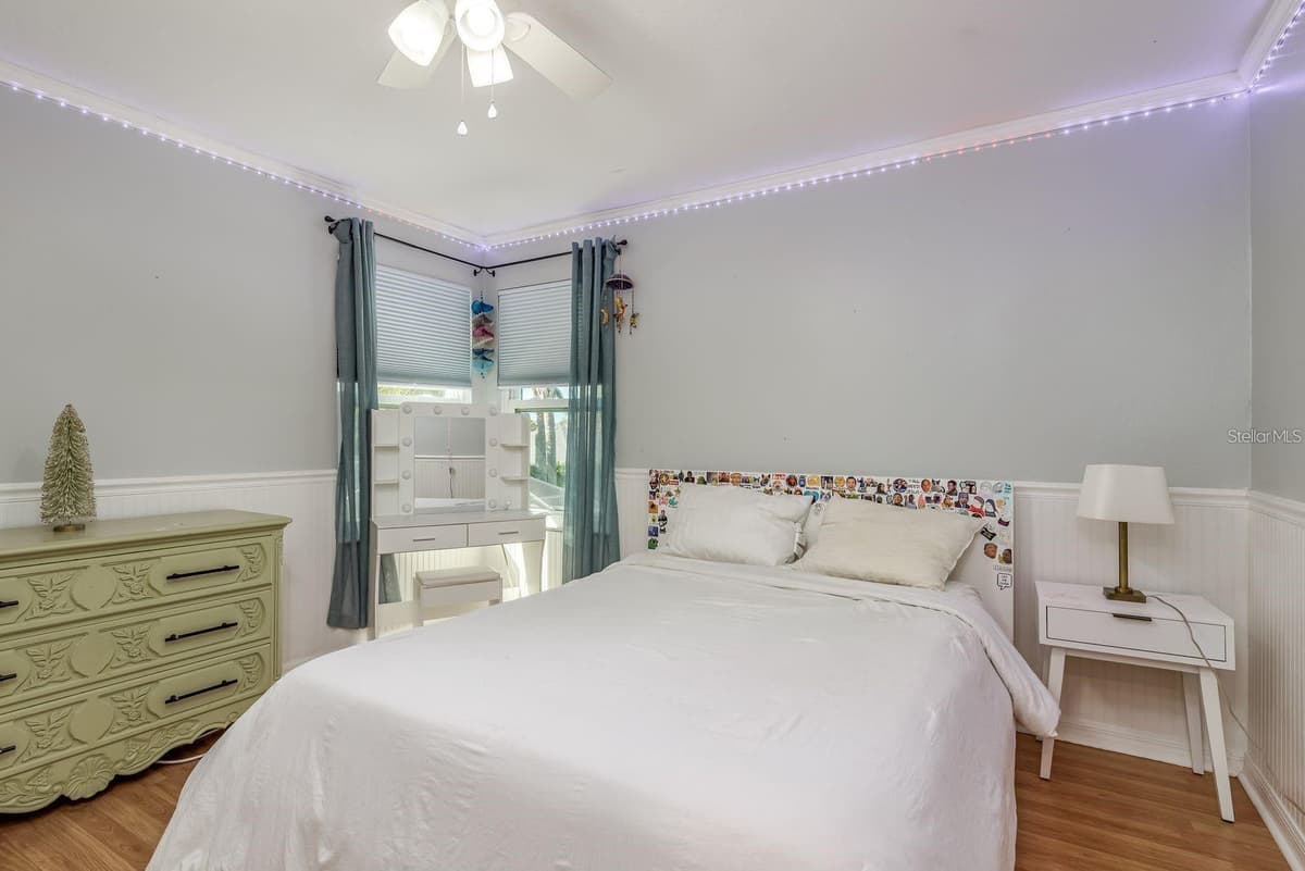 1810 WINSLOE DRIVE — photo 32 of 45
