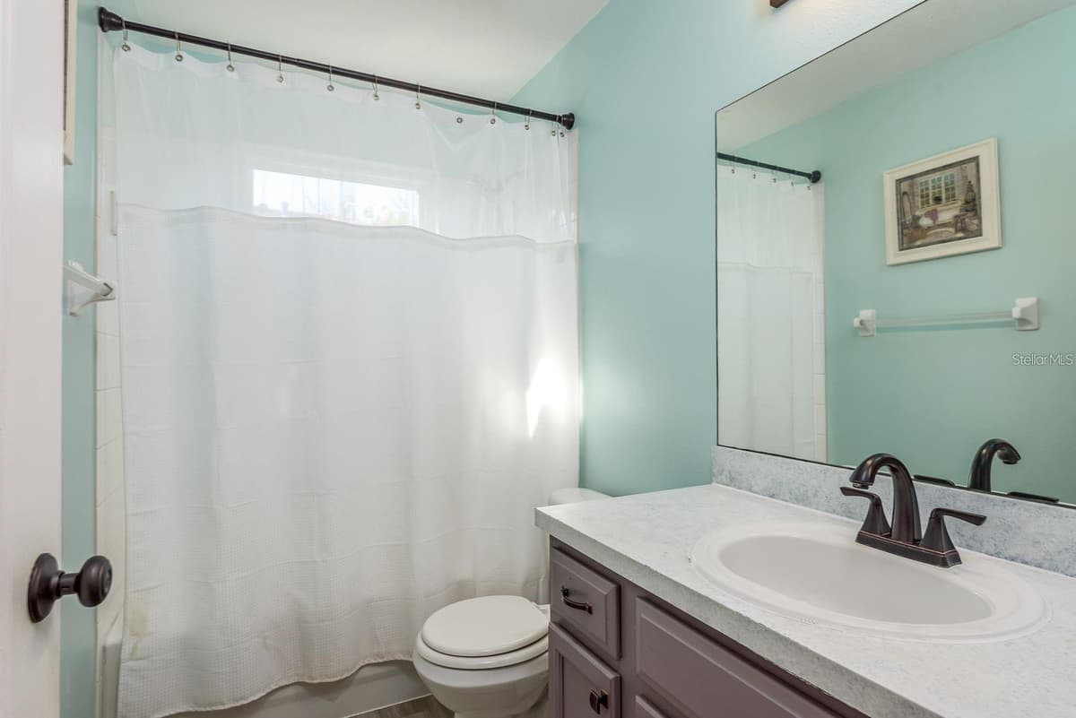 1810 WINSLOE DRIVE — photo 31 of 45