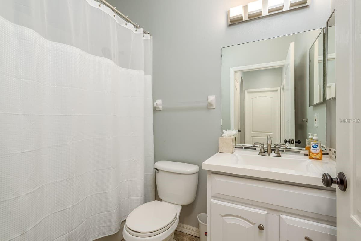 1810 WINSLOE DRIVE — photo 24 of 45
