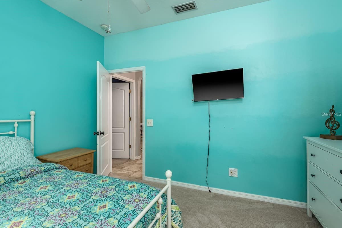 1810 WINSLOE DRIVE — photo 26 of 45