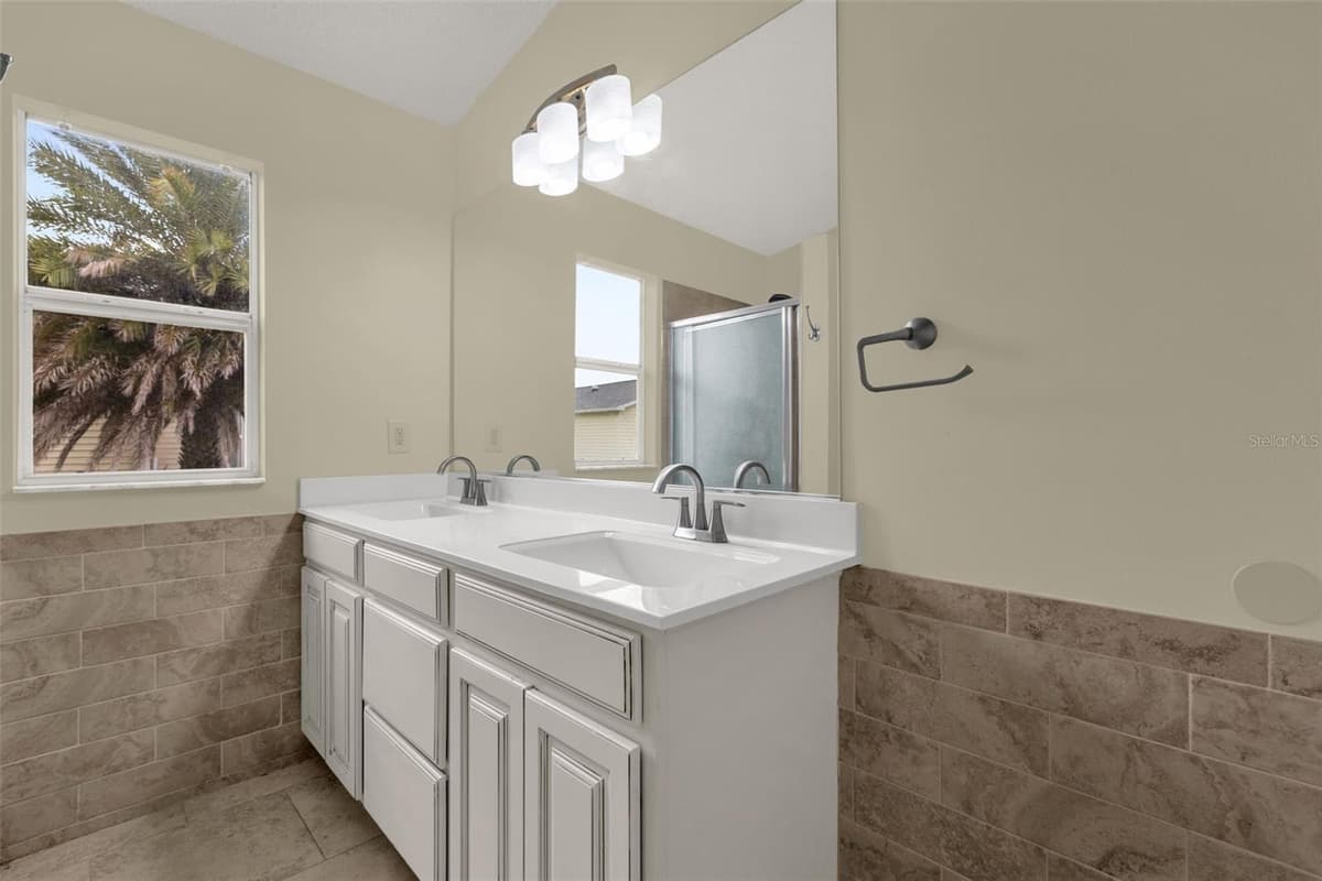 1222 GRANADA COURT — photo 21 of 45