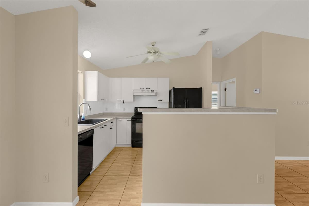 1222 GRANADA COURT — photo 15 of 45