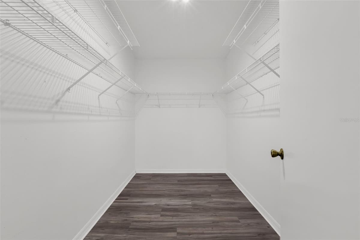 1222 GRANADA COURT — photo 19 of 45