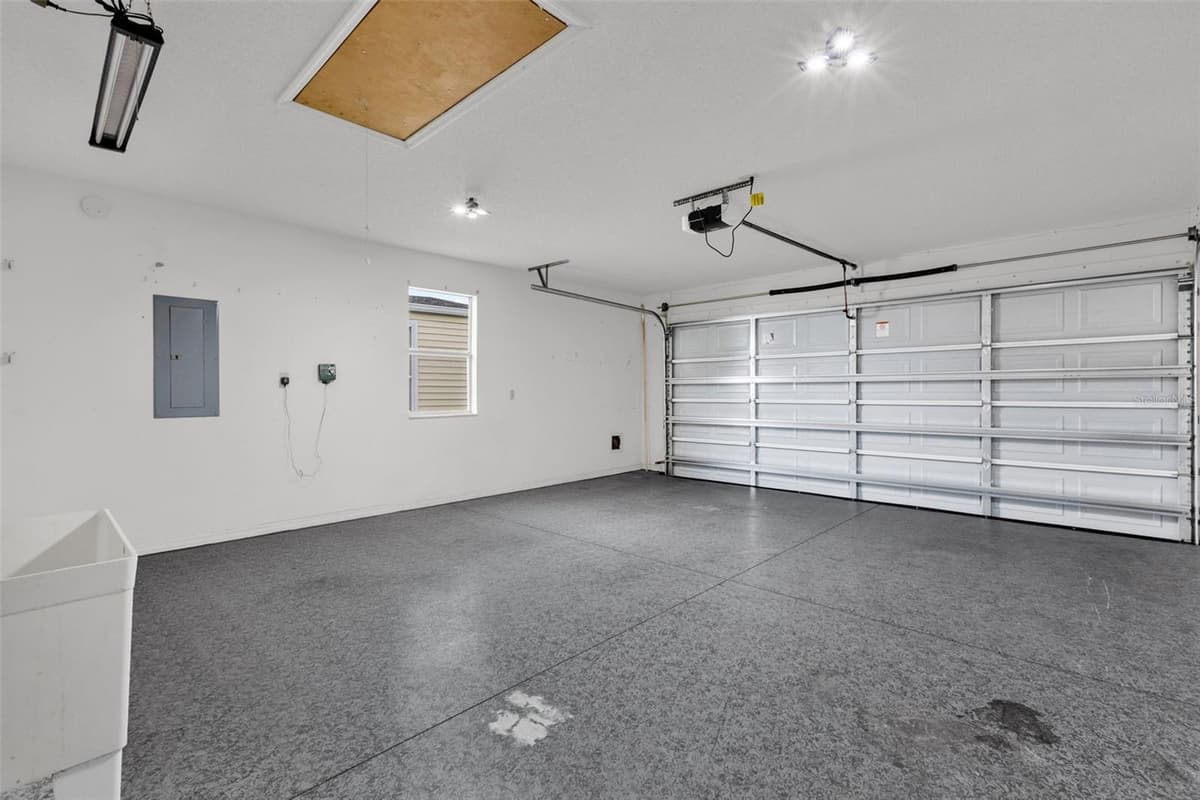 1222 GRANADA COURT — photo 30 of 45