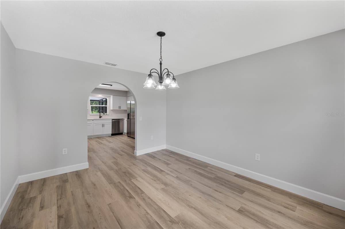 11033 SHERROUSE ROAD — photo 8 of 42