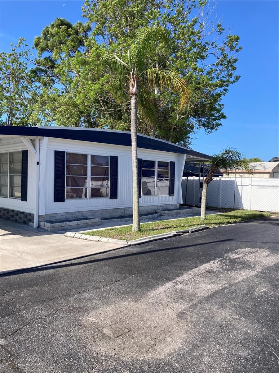 3212 TIKI DRIVE — photo 3 of 24