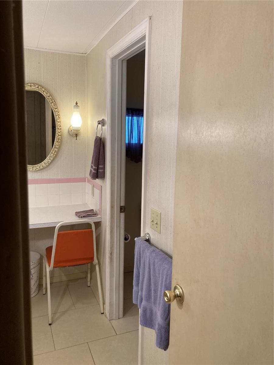 3212 TIKI DRIVE — photo 21 of 24
