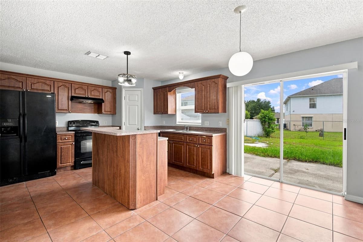 621 JUILLAC WAY — photo 10 of 55