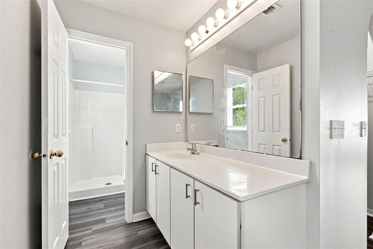 621 JUILLAC WAY — photo 34 of 55
