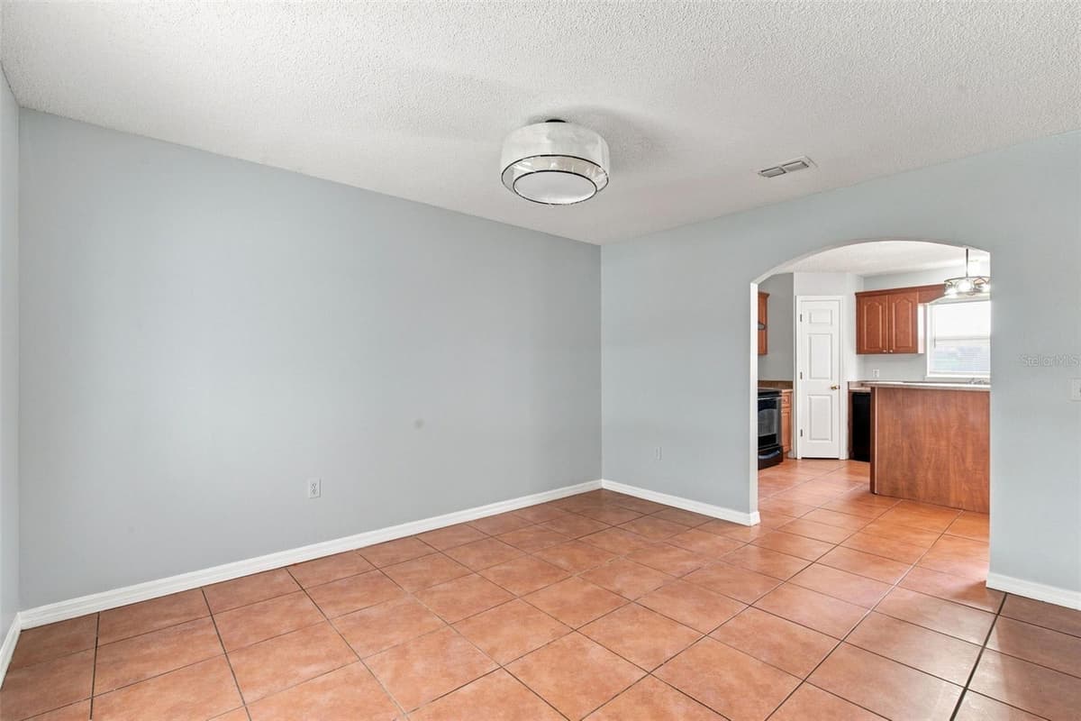 621 JUILLAC WAY — photo 5 of 55