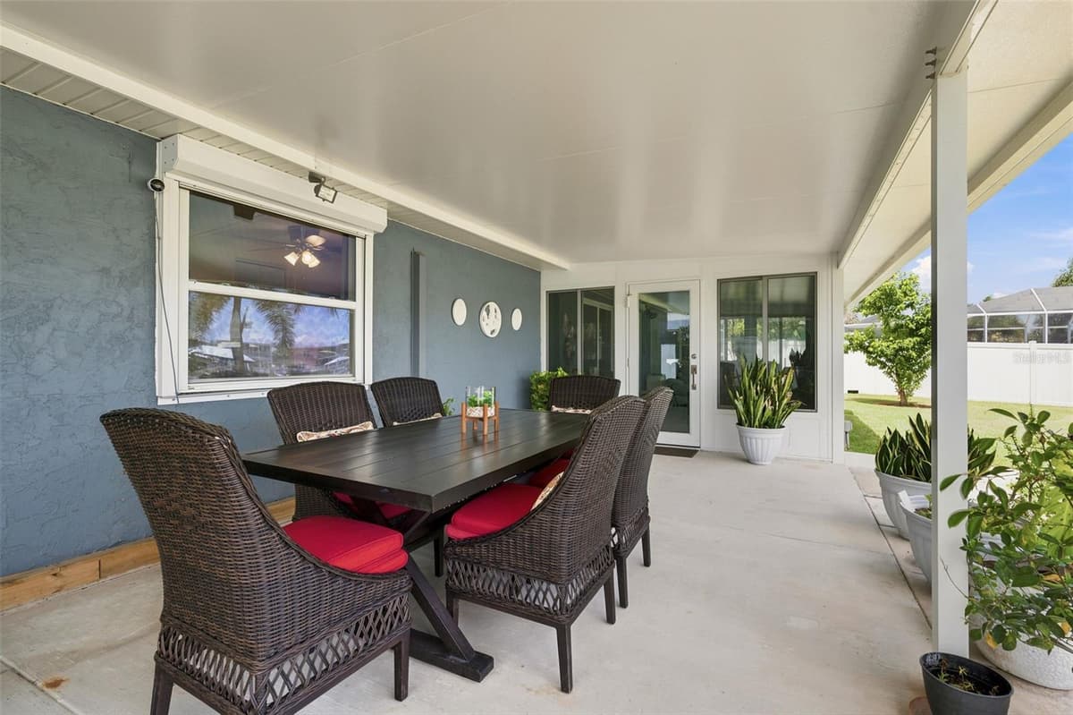 485 FLAMINGO DRIVE — photo 30 of 43