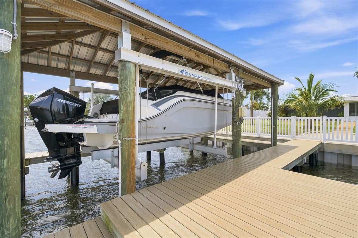 485 FLAMINGO DRIVE — photo 40 of 43