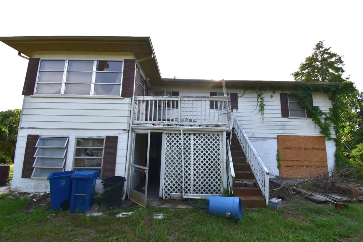 613 CHESTNUT STREET — photo 2 of 9
