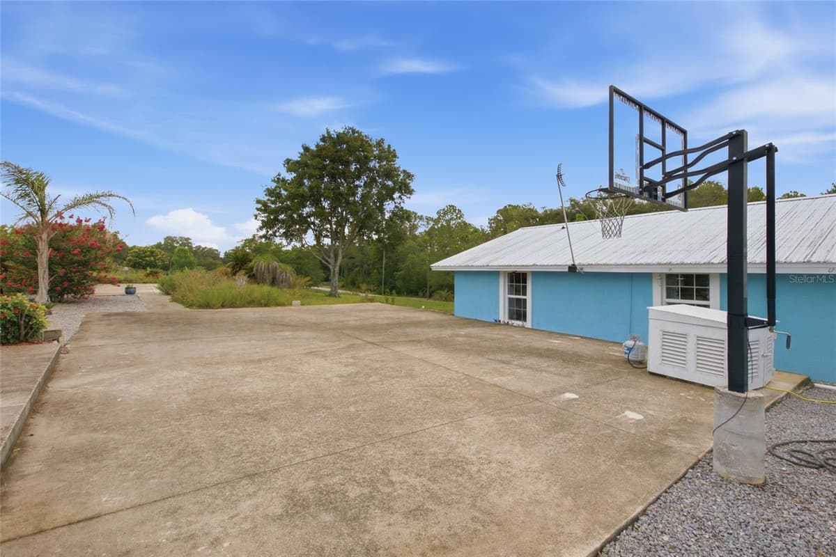 40832 RIVER ROAD — photo 43 of 60