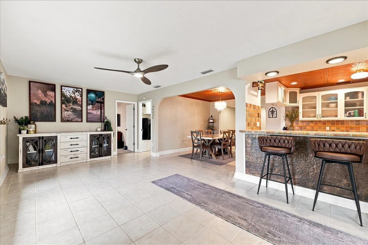 8805 KENWOOD ROAD — photo 15 of 46