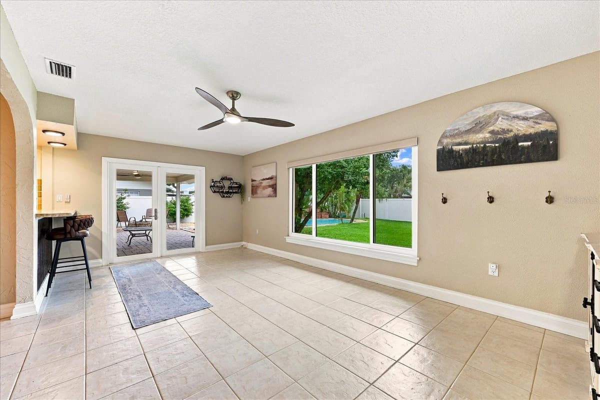8805 KENWOOD ROAD — photo 14 of 46