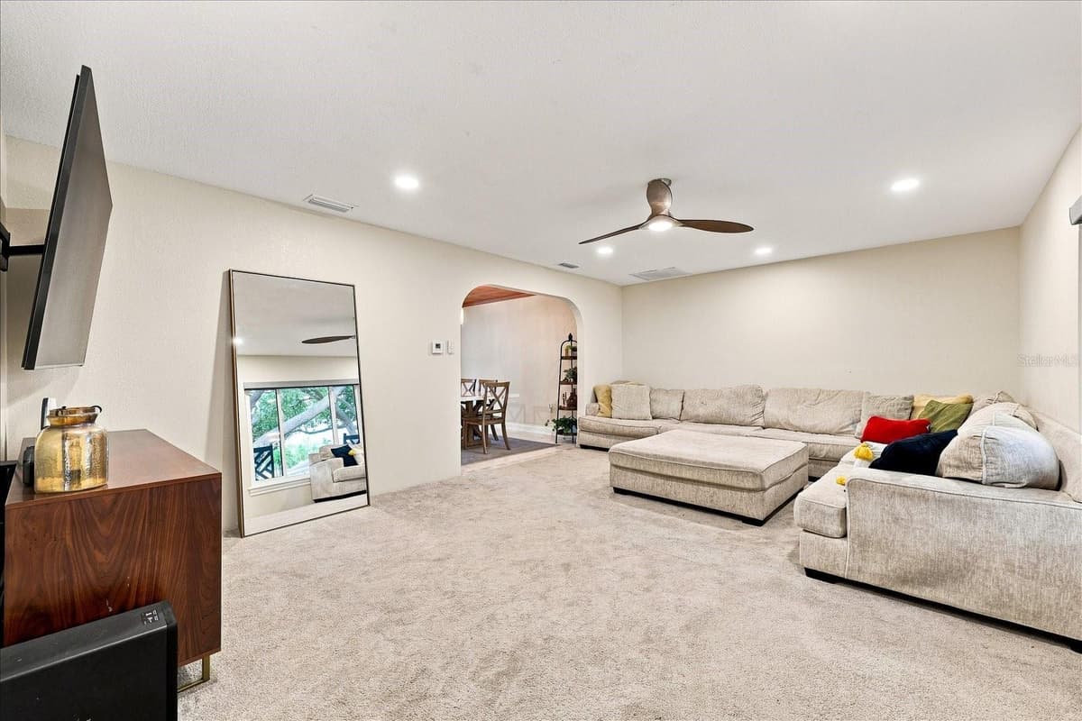 8805 KENWOOD ROAD — photo 6 of 46