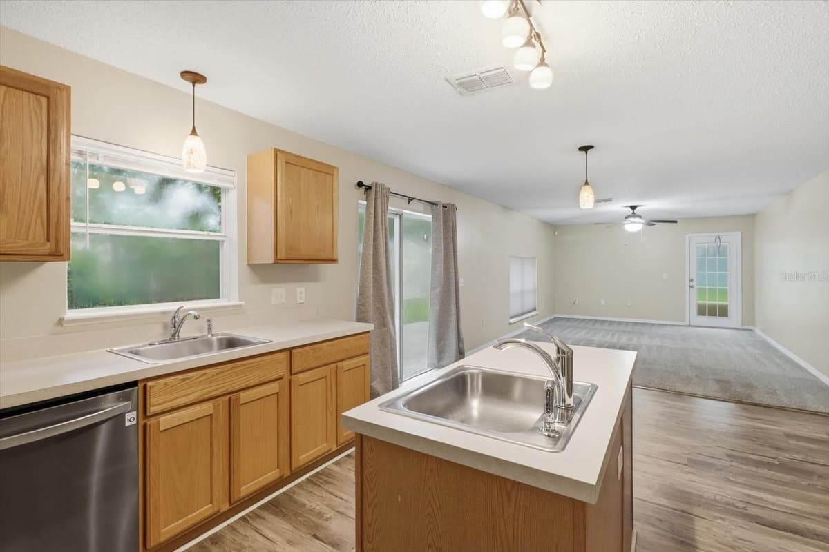 10078 CARVER WAY — photo 17 of 50