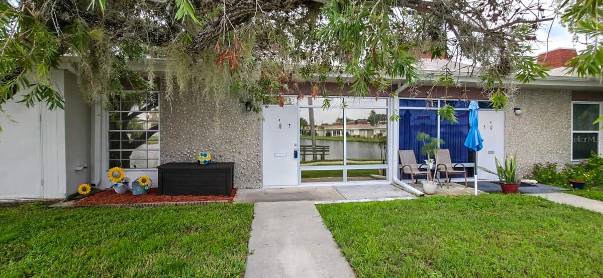 4318 TAHITIAN GARDENS CIRCLE — photo 12 of 16