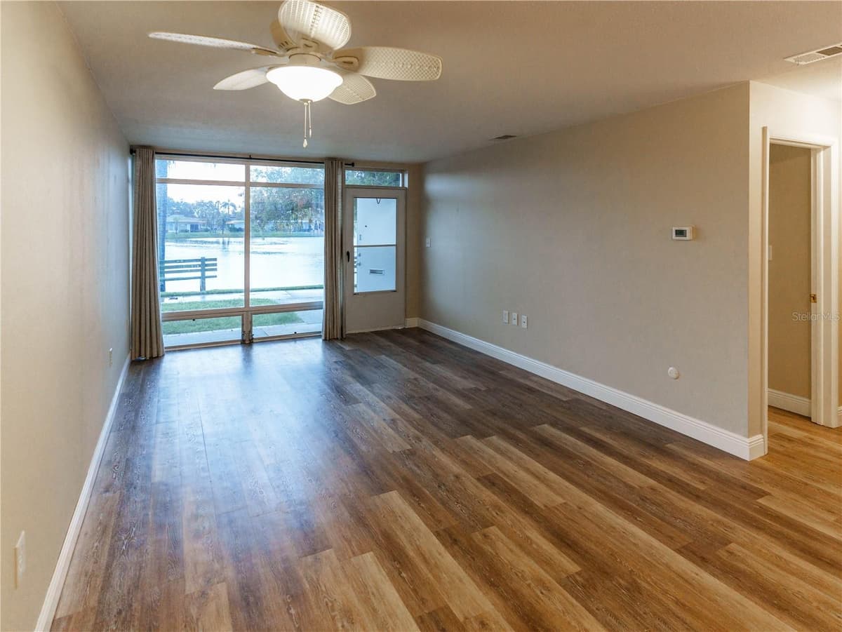 4318 TAHITIAN GARDENS CIRCLE — photo 3 of 16