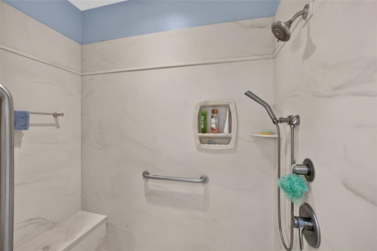 8806 83RD CIRCLE — photo 46 of 56