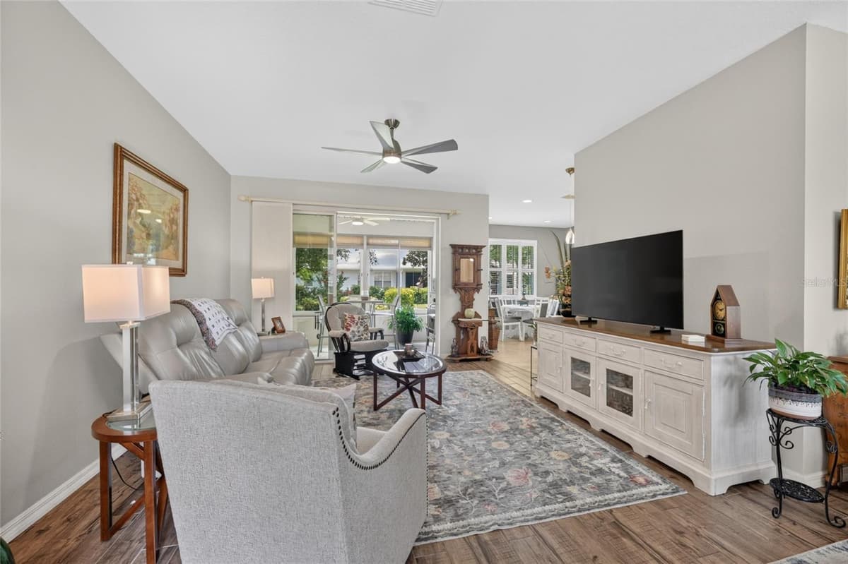 8806 83RD CIRCLE — photo 9 of 56