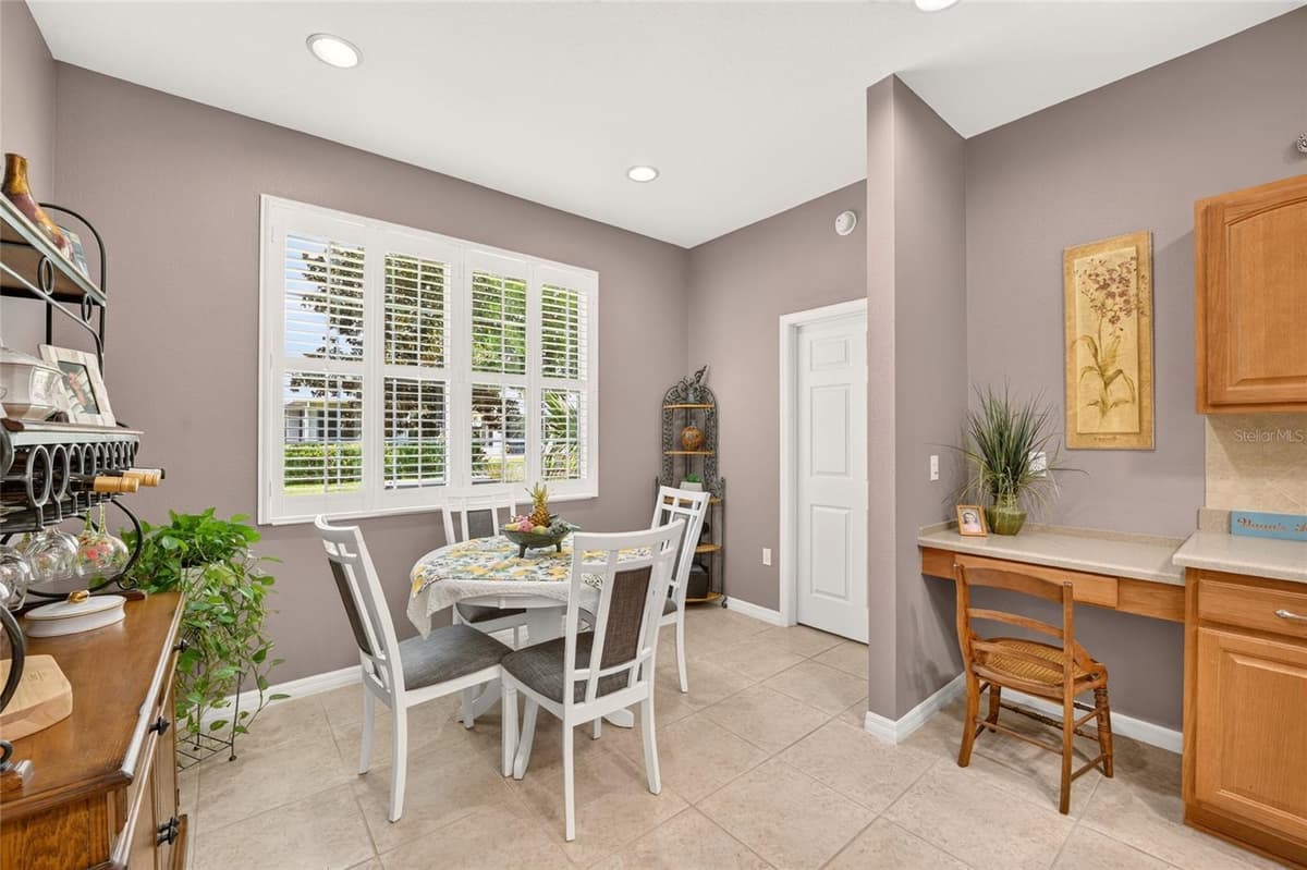 8806 83RD CIRCLE — photo 33 of 56
