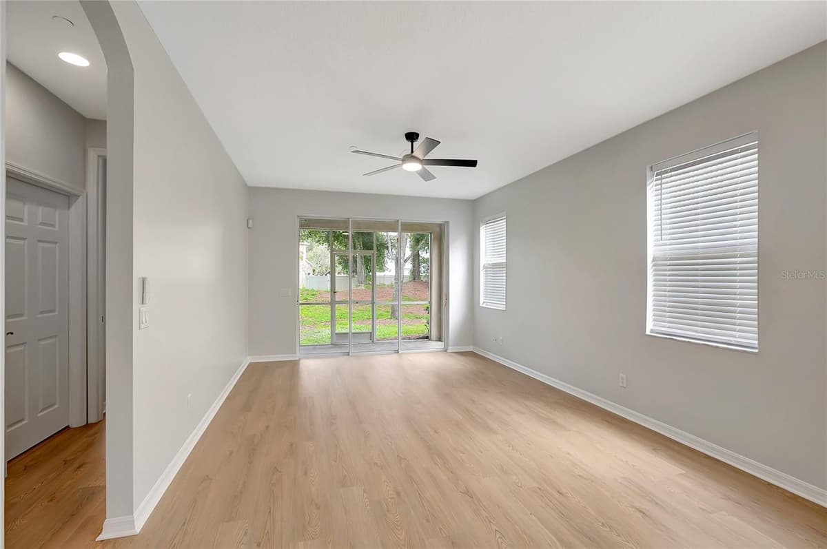 7413 TERRACE RIVER DRIVE — photo 10 of 56