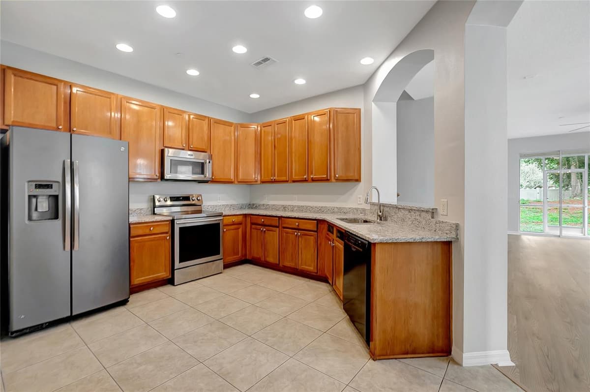 7413 TERRACE RIVER DRIVE — photo 14 of 56
