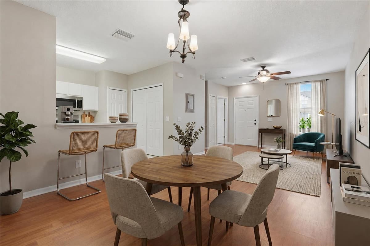 1236 BLENHEIM COURT — photo 7 of 28