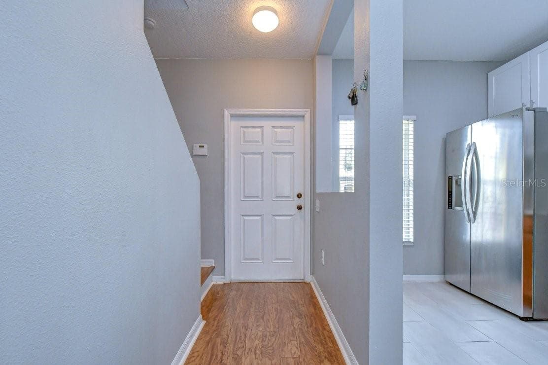 8551 TRAIL WIND DRIVE — photo 7 of 52