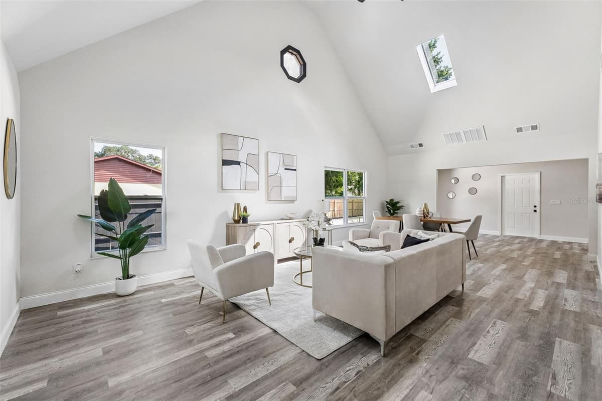 2713 VICTORY PALM DRIVE — photo 7 of 24
