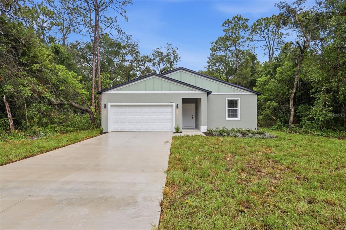 25115 QUAKER RIDGE AVENUE — photo 1 of 37