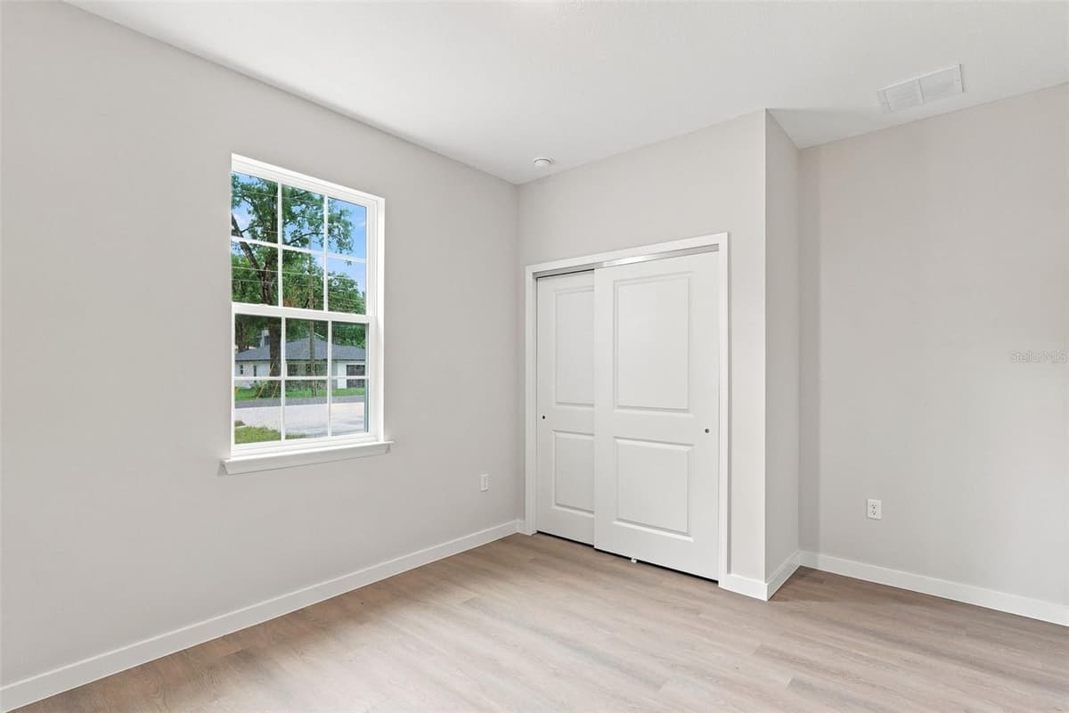 25115 QUAKER RIDGE AVENUE — photo 25 of 37