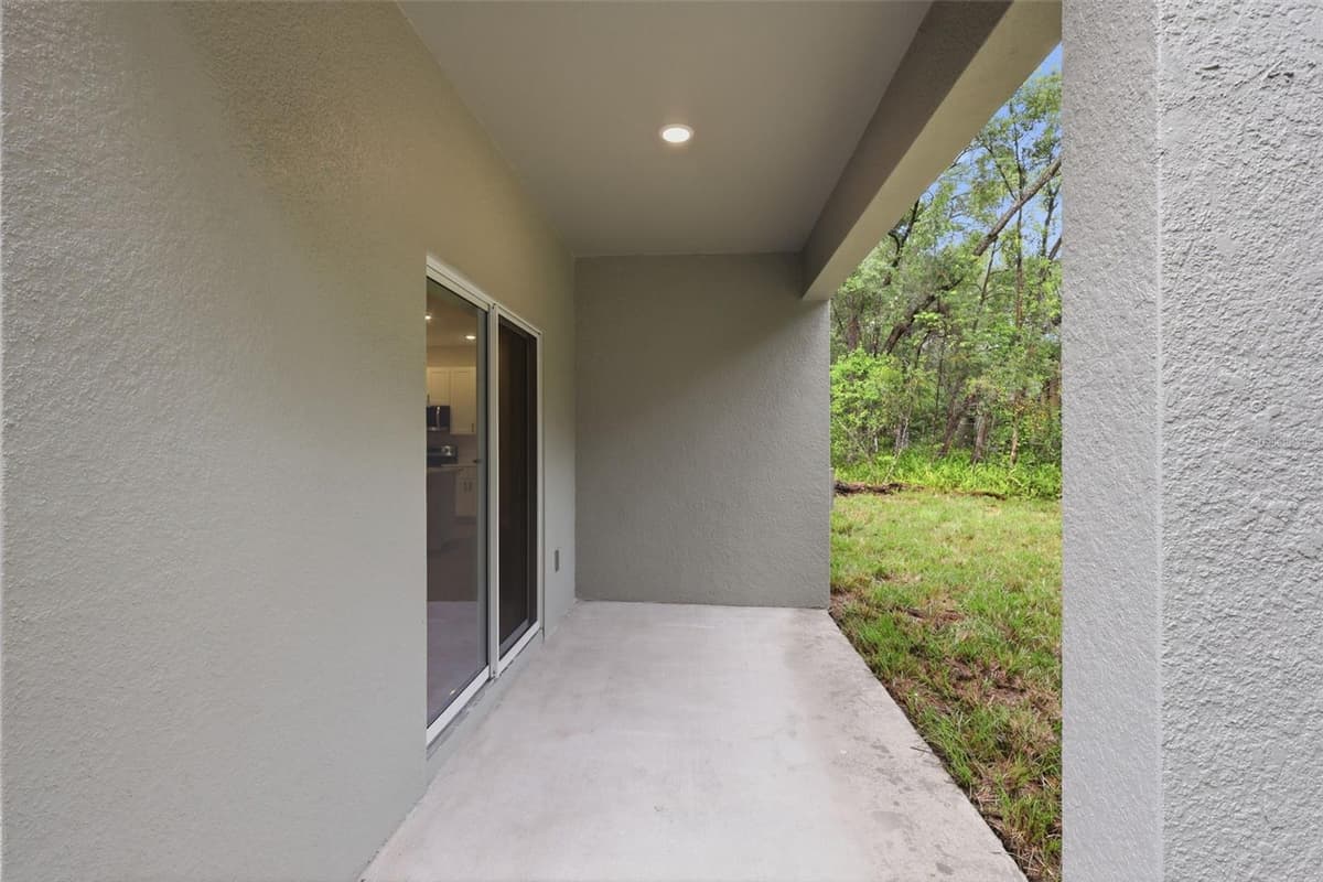25115 QUAKER RIDGE AVENUE — photo 31 of 37