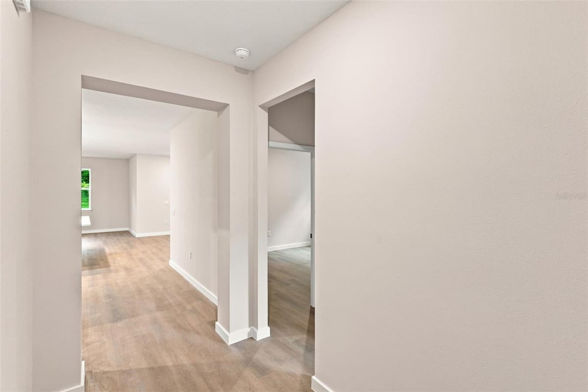 25115 QUAKER RIDGE AVENUE — photo 14 of 37