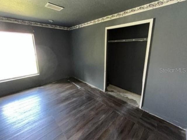 265 TWIG AVENUE — photo 5 of 10