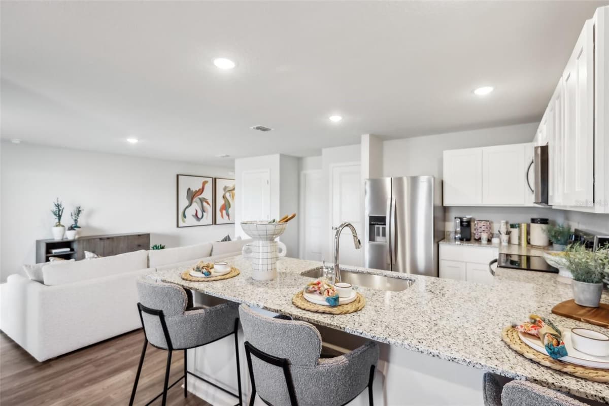 1305 TRANSCORO STREET — photo 10 of 35
