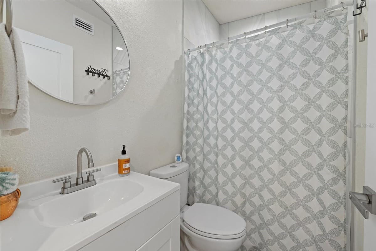 2069 BOUGAINVILLEA STREET — photo 17 of 44