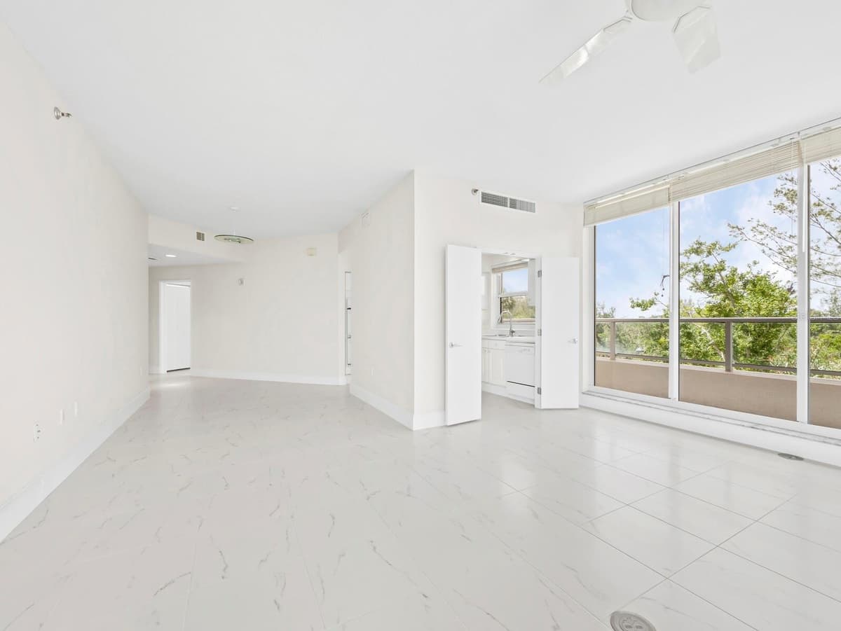3080 GRAND BAY BOULEVARD — photo 15 of 55