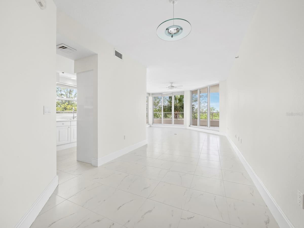 3080 GRAND BAY BOULEVARD — photo 5 of 55