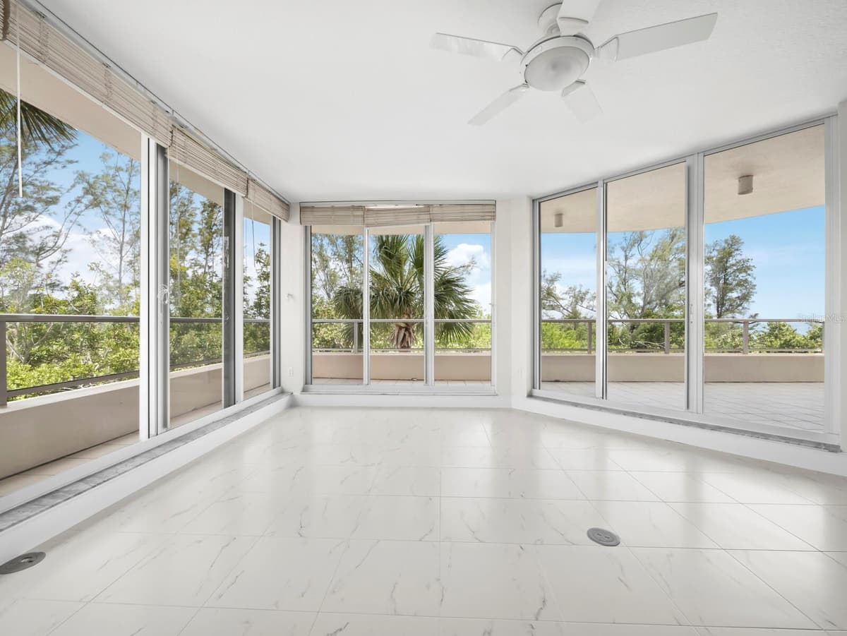 3080 GRAND BAY BOULEVARD — photo 8 of 55