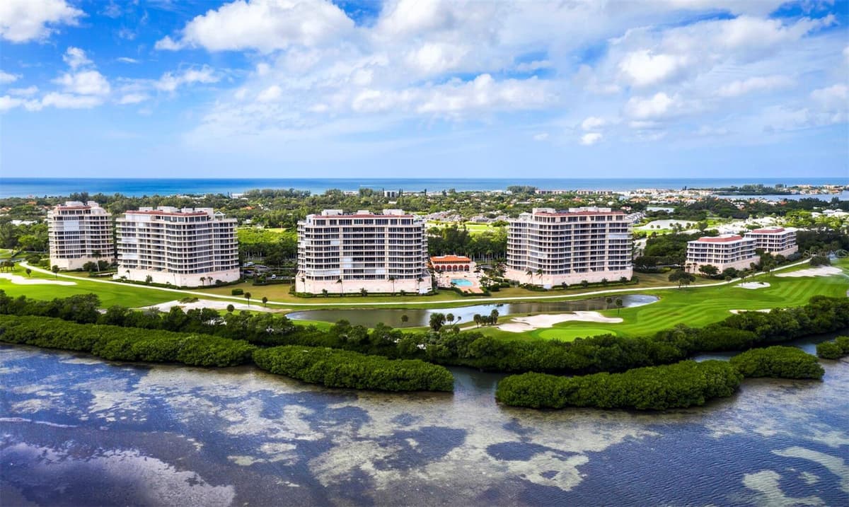 3080 GRAND BAY BOULEVARD — photo 33 of 55