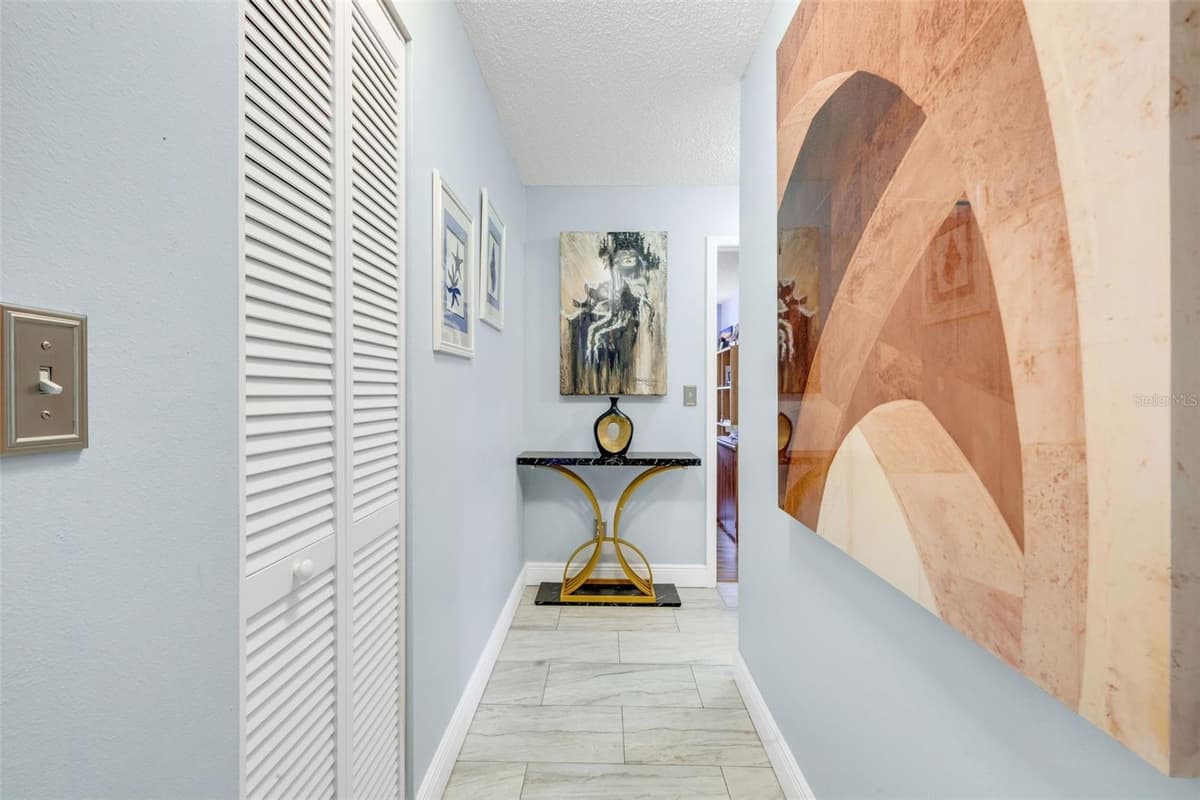 121 ASPEN CIRCLE — photo 23 of 40