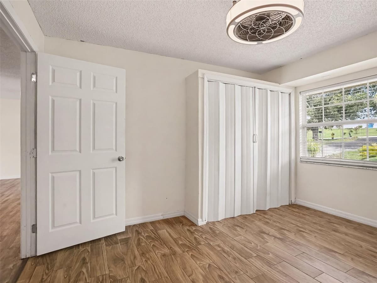 808 CHAMBERLAIN LOOP — photo 16 of 20