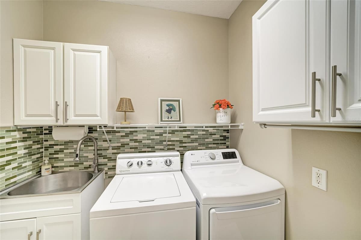 1401 PINYON PINE DRIVE — photo 17 of 58